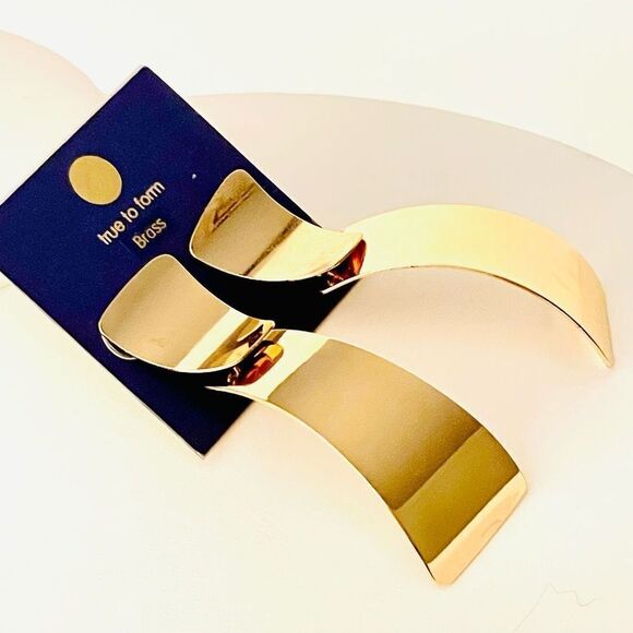 NWT Gorgeous True to Form Highly Polished Gold Brass Drop Long Geometric Earring - Picture 1 of 13